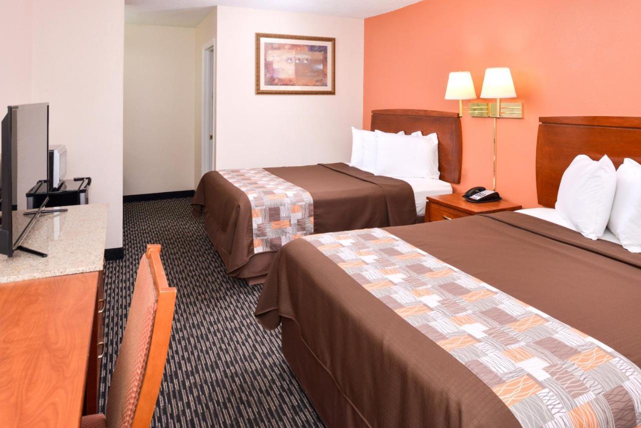 Americas Best Value Inn Sullivan Exterior photo